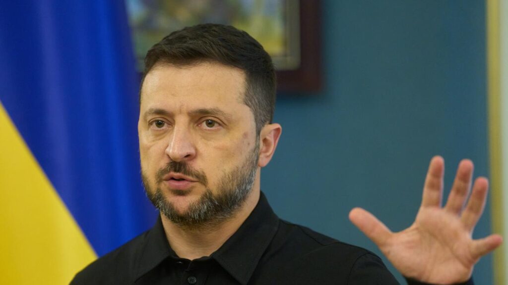 President Volodymyr Zelenskiy says “Russia is openly trying to destroy our civilian infrastructure”.
