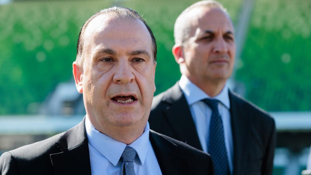 NRL bosses have discussed the threat from the mooted R360 rugby competition with the 17 NRL clubs. 
