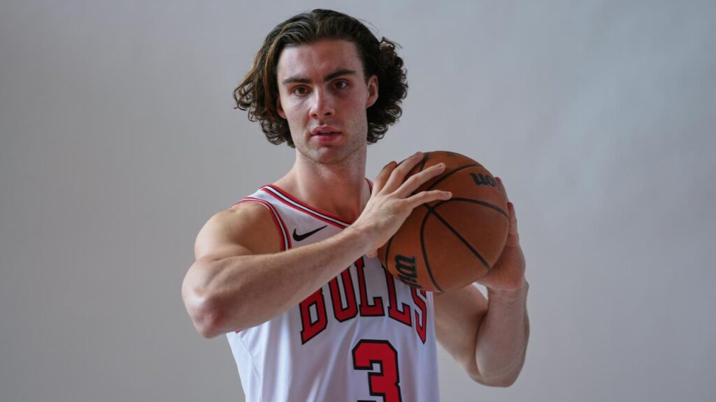 On a $US100 million 4-year deal, Josh Giddey heads a big Aussie contingent in the new NBA season.