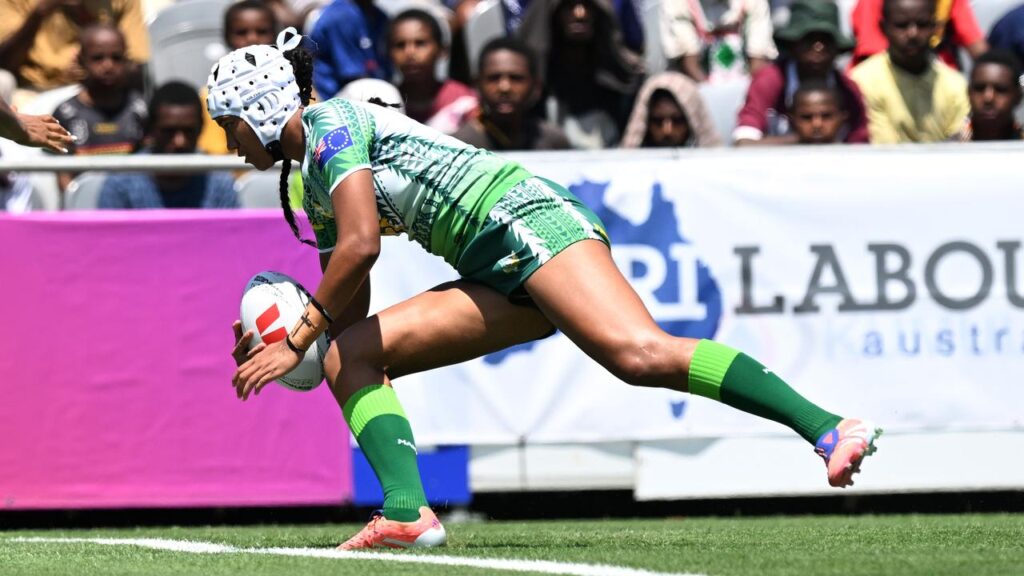 Chantay Kiria-Ratu turned in a superb all-round performance to help Cook Islands beat PNG.