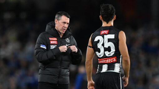 AFL KANGAROOS MAGPIES