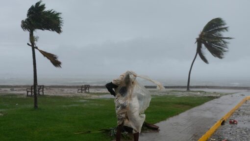 Melissa hits Jamaica with full force, on path to Cuba Jamaica Extreme Weather