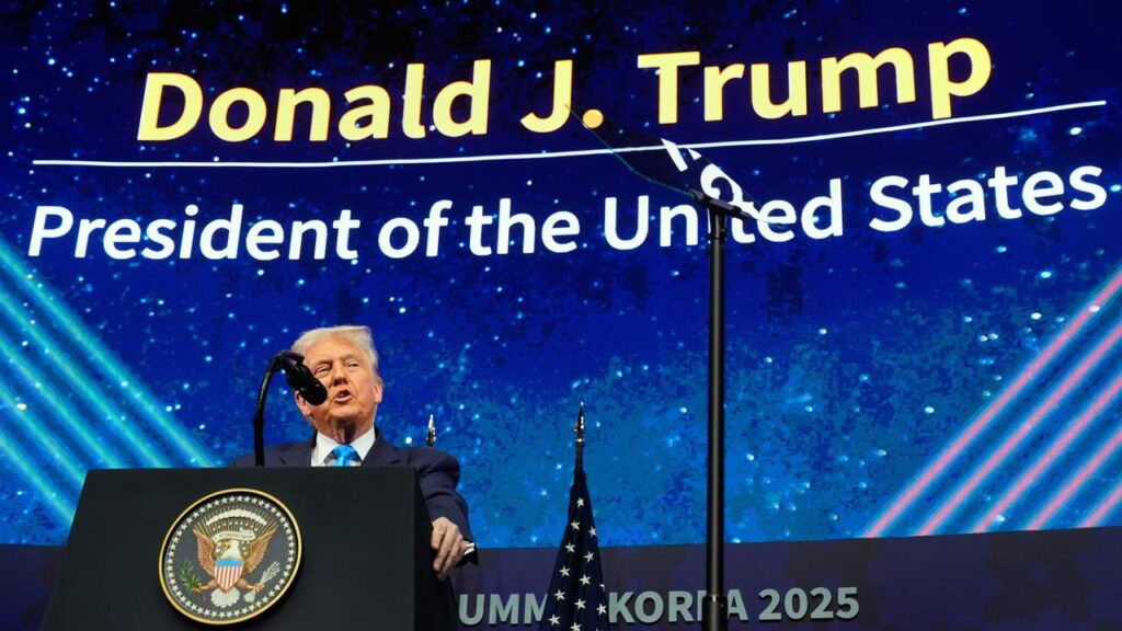 A trade deal with South Korea would be reached “very soon”, President Donald Trump told APEC CEOs.

