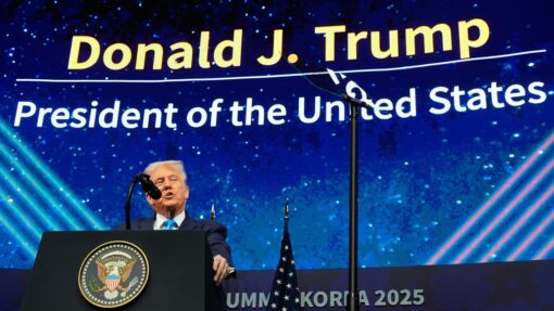 Trump touts Korean, China deals on last Asia tour stop Donald Trump