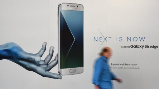 Free phones for some in Samsung triple-zero 'debacle' SAMSUNG GALAXY STOCK