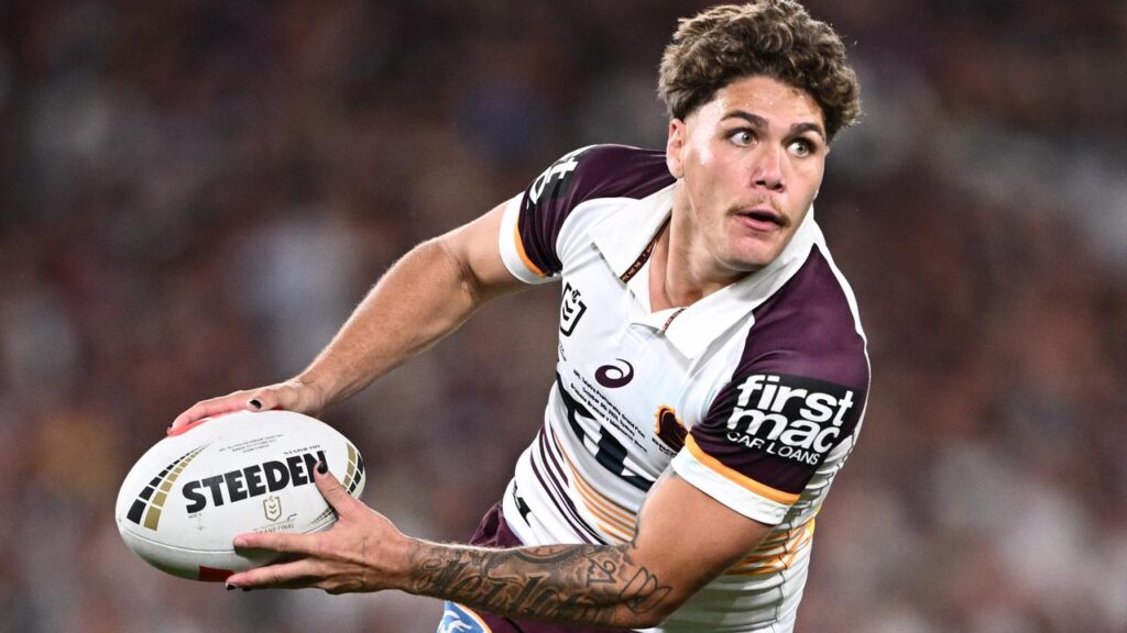 Broncos star Reece Walsh wants to be Australia’s go-to fullback.
