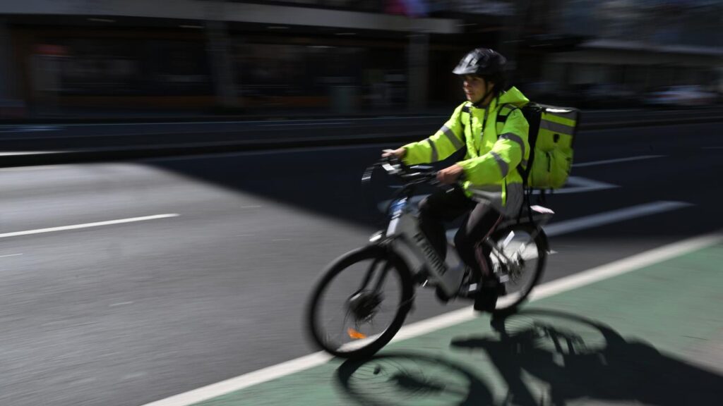 Popular food-delivery service Menulog will stop trading on November 26.
