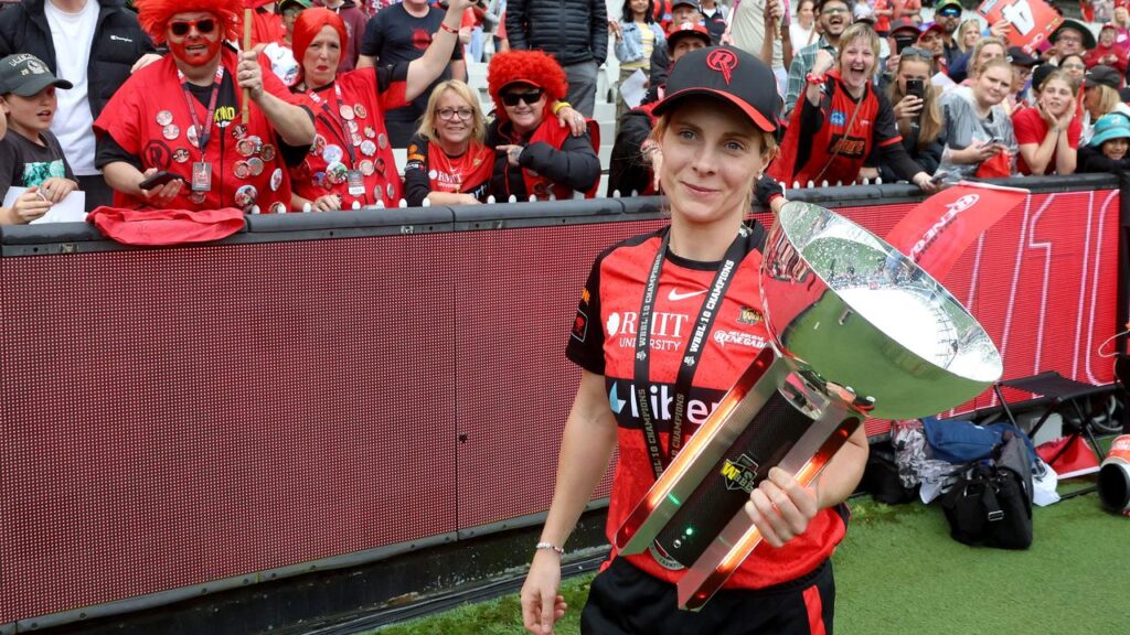 Renegades captain Sophie Molineux will miss the start of their WBBL title defence through injury.
