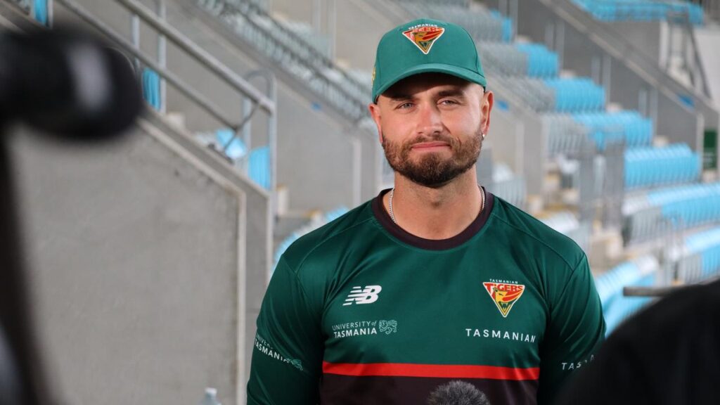Jake Weatherald has been given the nod of approval to open by an ex-Test captain.
