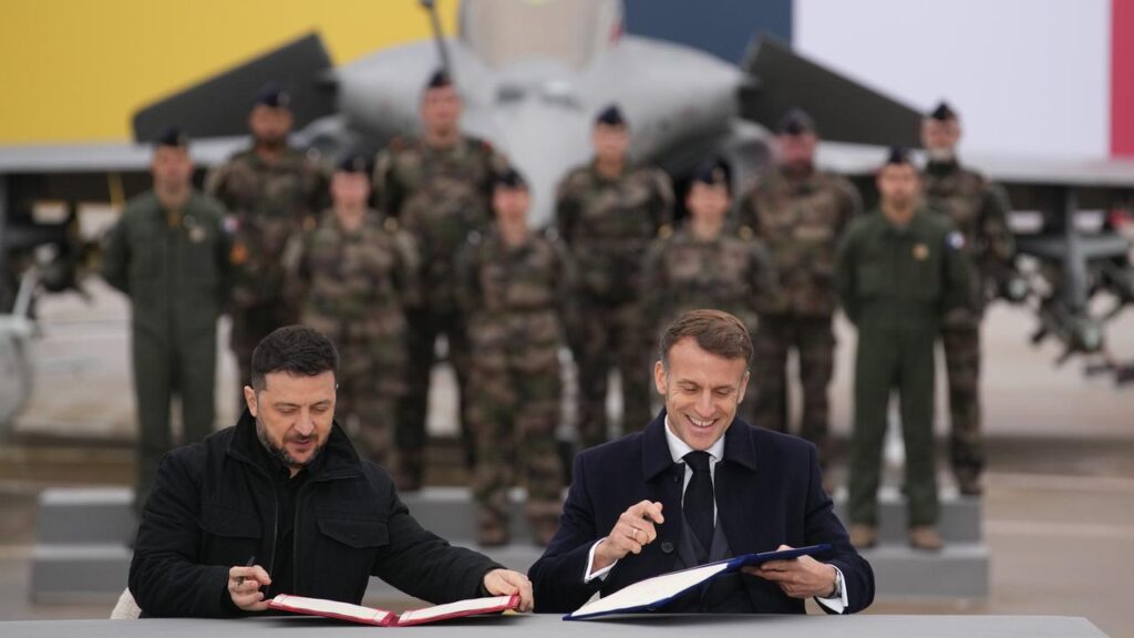 The presidents of Ukraine and France signed a deal for Kyiv to purchase 100 French-made warplanes.
