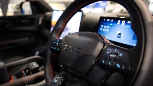 LIGHT COMMERCIAL MOTOR SHOW STOCK