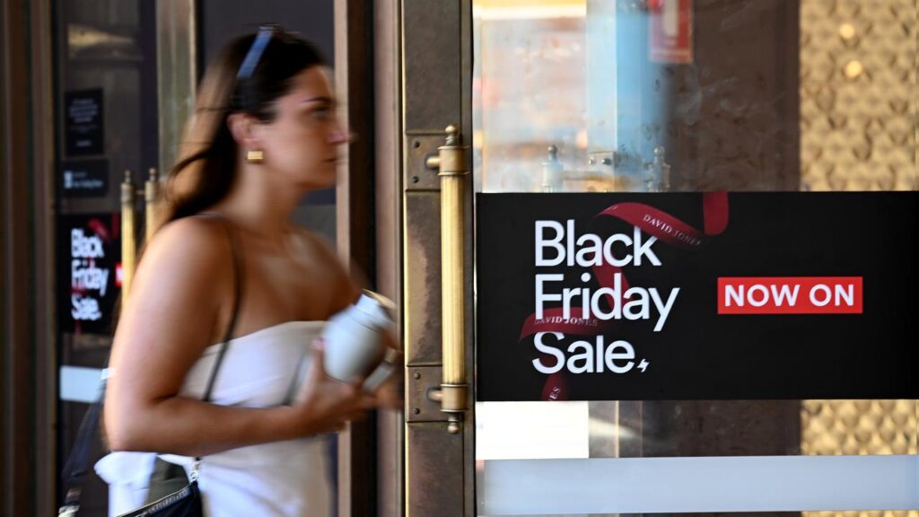 Scammers are expected to be active this Black Friday weekend with shoppers tipped to spend billions.
