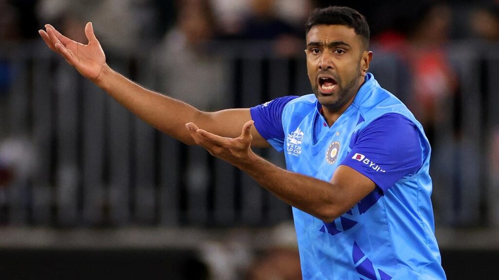 Star spinner Ravichandran Ashwin’s landmark BBL season has been scuppered by a knee injury.
