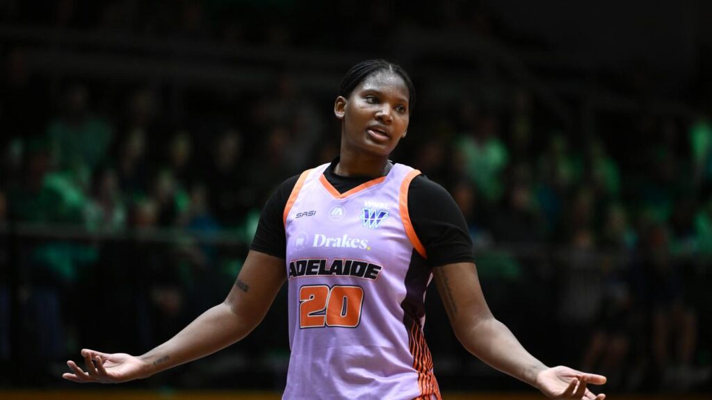 Sania Feagin’s double-double helped Adelaide down the University of Canberra in the WNBL.