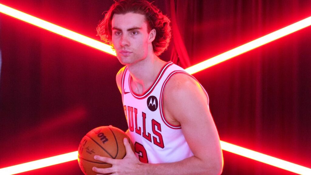 Josh Giddey’s stocks continue to rise for the Bulls. 
