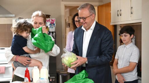 ELECTION25 ANTHONY ALBANESE CAMPAIGN