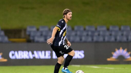 ALEAGUE MACARTHUR ROAR