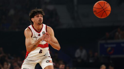 Triple treat as Hawks soar high on road to recovery NBL HAWKS UNITED