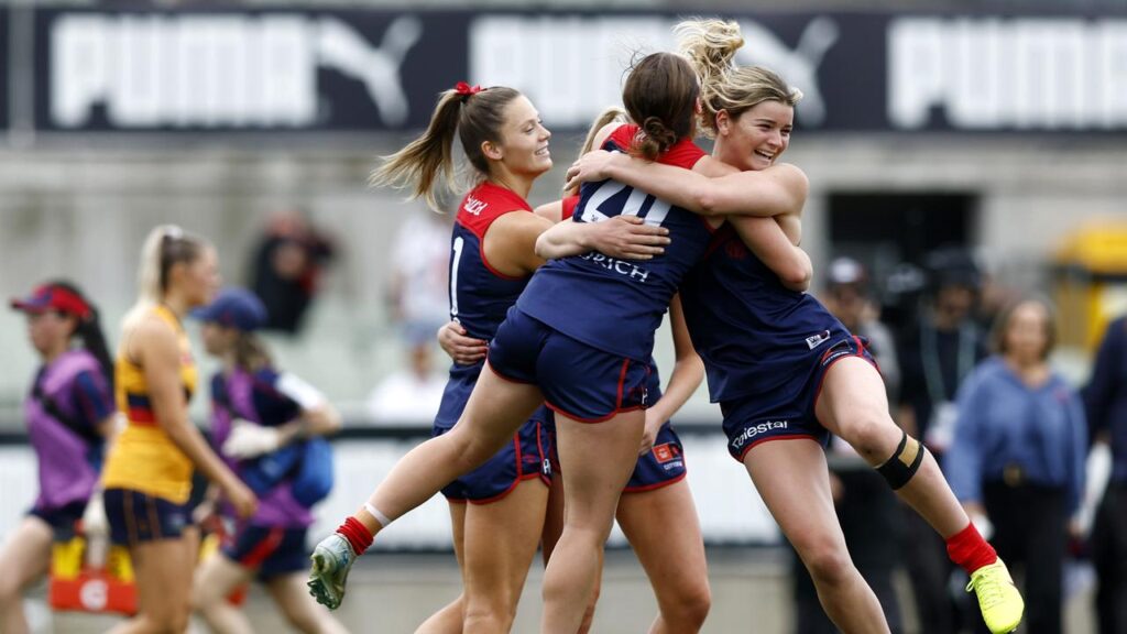 Melbourne head into the AFLW preliminary final after defeating Adelaide.
