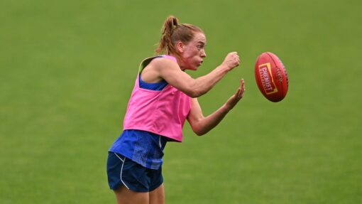 AFLW KANGAROOS TRAINING