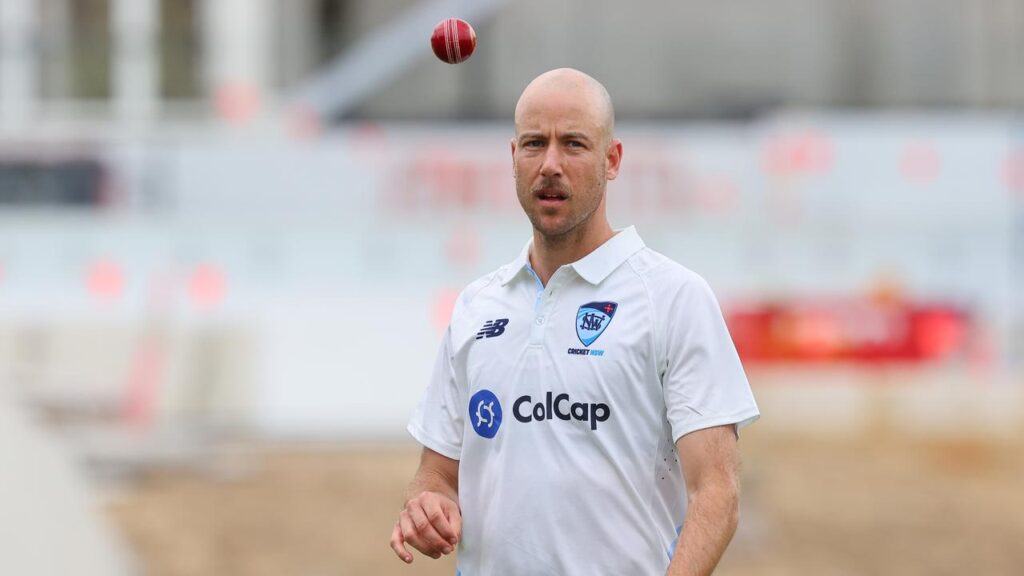 Charlie Stobo has snared 4-7 to help put NSW on top in their Sheffield Shield clash with NSW.
