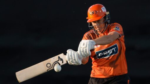 Devine masterclass inspires Scorchers to down Renegades WBBL SCORCHERS SIXERS