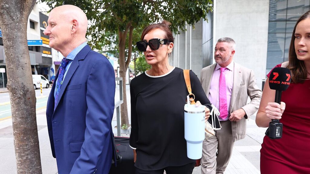 Sonja Yvonne Middelbosch has avoided going to jail for supplying cocaine to a child in a pub.
