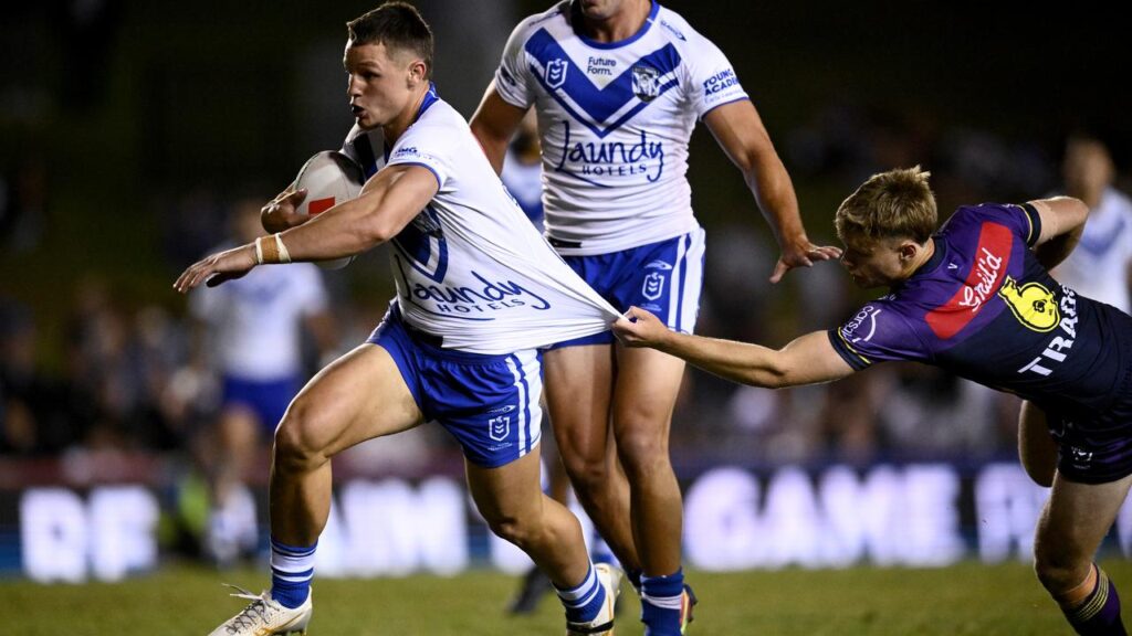Ex-Canterbury player Luke Smith (l) has signed to join new NRL club Perth Bears.
