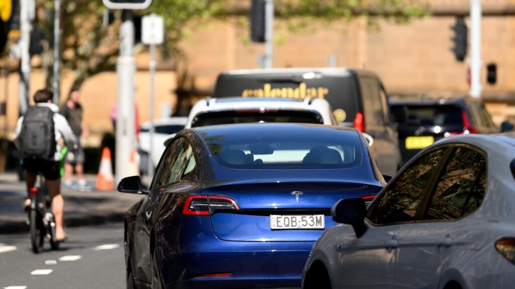 Increased sales of hybrid, plug-in hybrid and EVs are reducing Australia’s transport emissions.
