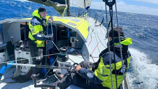 SAILING SYDNEY TO HOBART