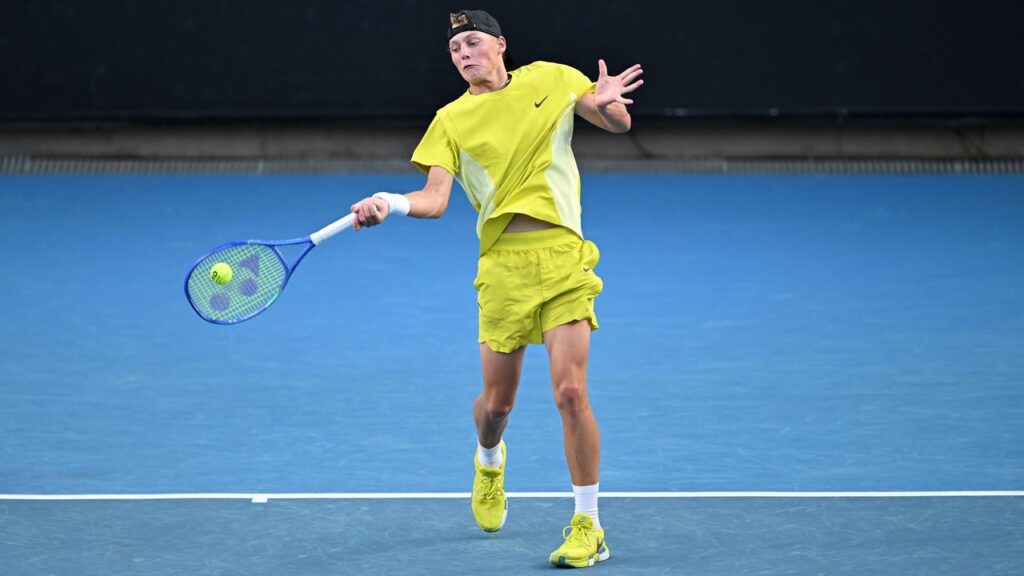 Cruz Hewitt, the current world No.69 junior, has been adapting to the rigours of men’s tennis.
