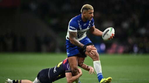 New deal keeps Bulldogs behemoth out of Bears' clutches NRL STORM BULLDOGS