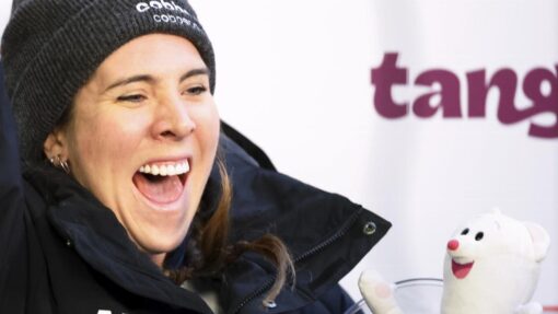 Walker's winter wonderland: Aussie sleighs 'em again IBSF Bobsleigh & Skeleton World Cup