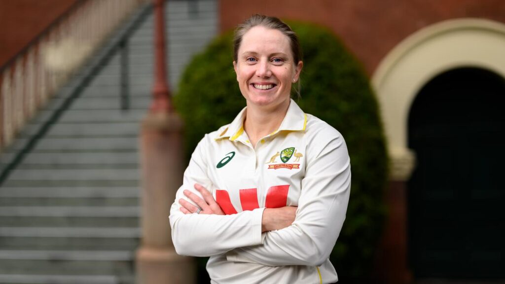 Australia captain Alyssa Healy has announced she is retiring from all forms of cricket in March.
