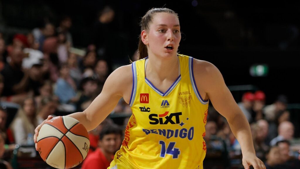 Opals star Izzy Borlase has steered Bendigo to a double-digit WNBL win over the Capitals.
