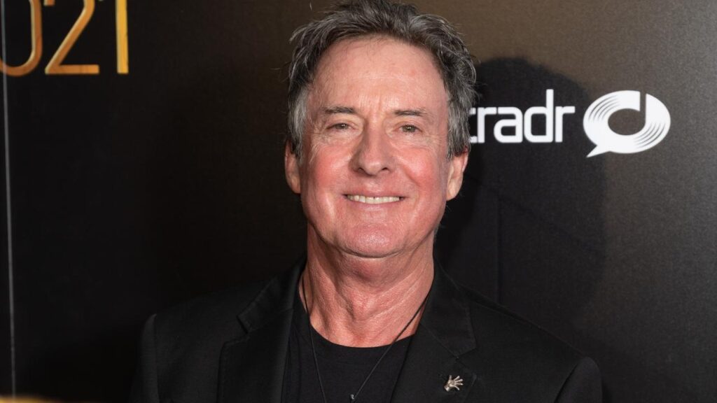 The late Rob Hirst has been recognised for significant service to the performing arts through music.
