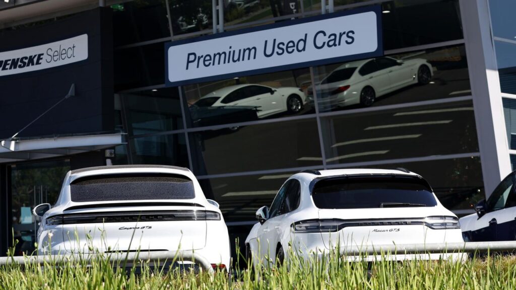Second-hand car sales have fallen and the used vehicles are taking longer to sell.
