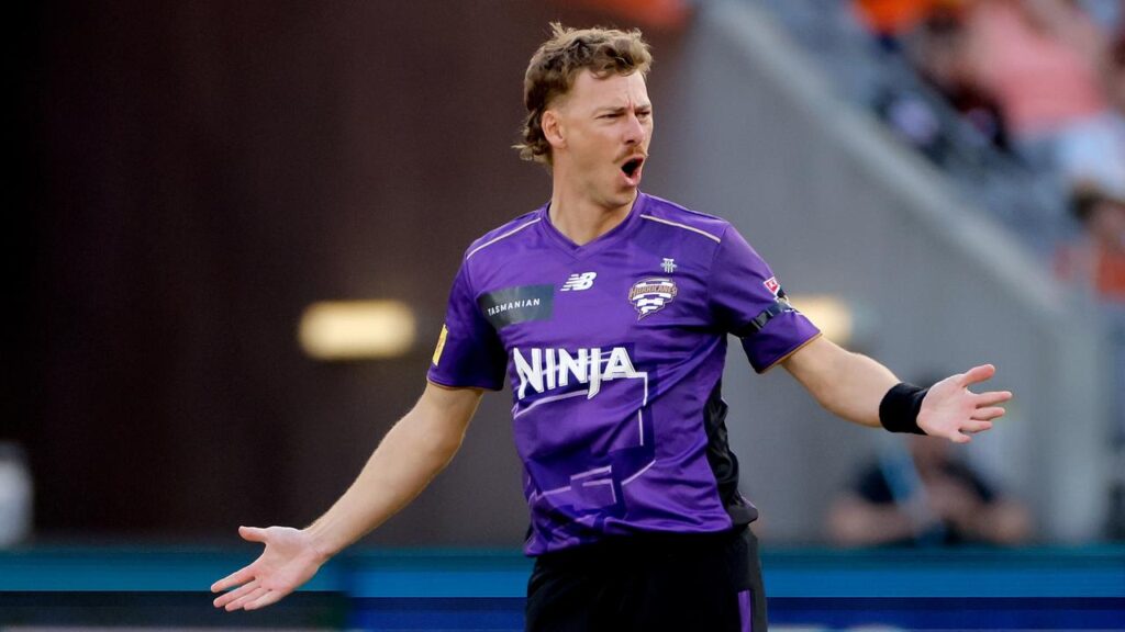 Pace star Riley Meredith has backed the Hobart Hurricanes’ batters after their late collapse.
