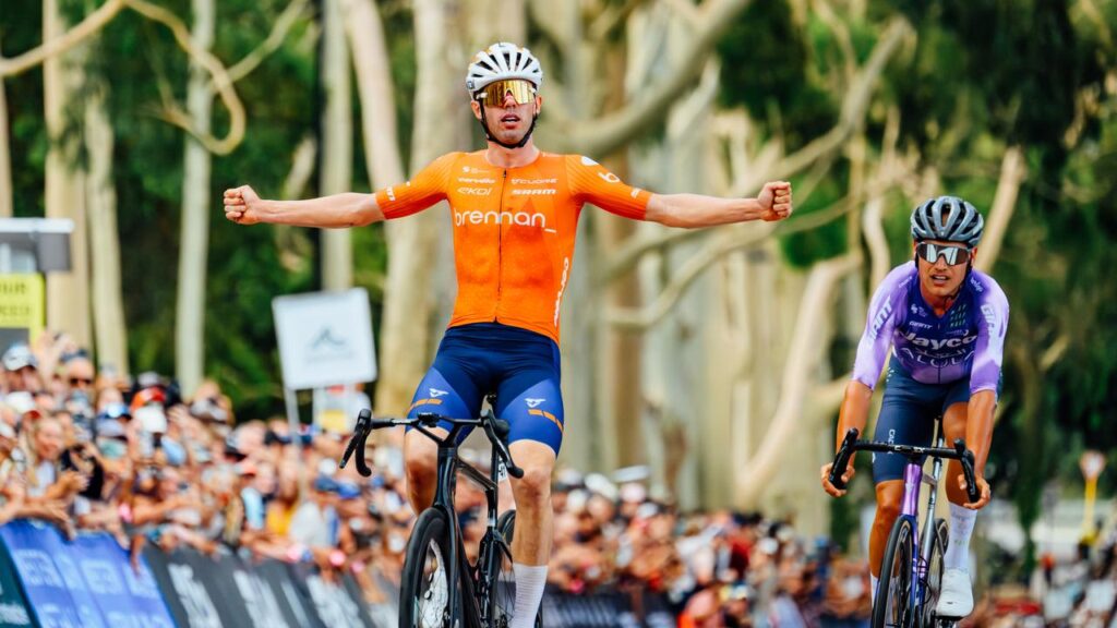 Pat Eddy beats Luke Plapp to win the men’s elite race at the road nationals.
