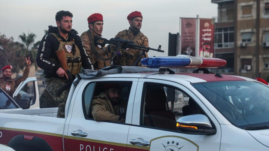 Syrian government troops have clashed with Kurdish fighters in parts of the city of Aleppo.
