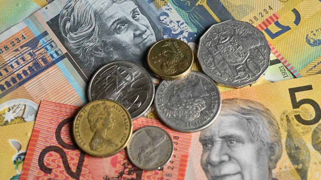 Almost a third of Australians say they feel uncomfortable discussing money issues with loved ones.
