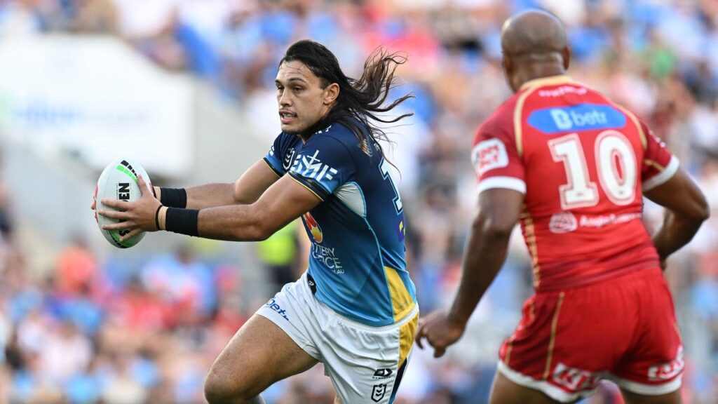 Tino Fa’asuamaleaui is staying at the Gold Coast and will see out his long-term deal.
