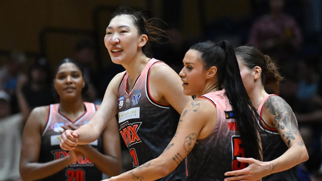 Han Xu has helped Perth to a spot in the WNBL final with a victory over the Bendigo Spirit.
