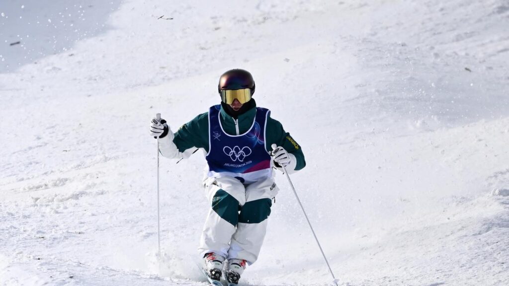 Matt Graham has won his second Olympic medal, the veteran claiming bronze in the dual moguls.

