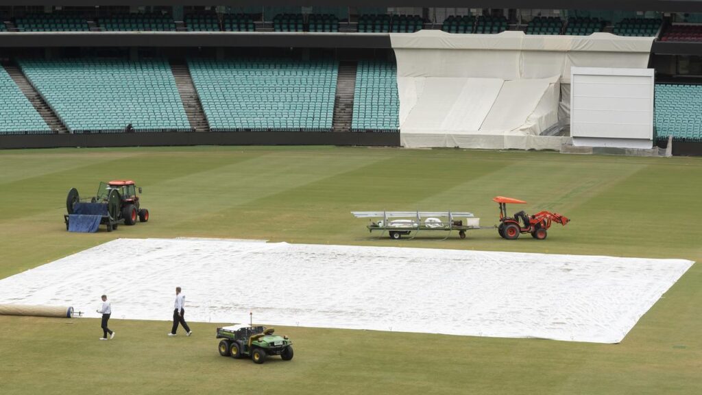Rain has ruined the Blues’ day-four push for outright points at the SCG against SA.
