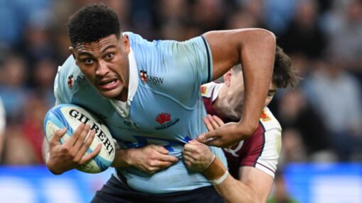 SUPER RUGBY WARATAHS REDS