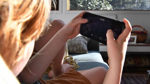 CHILDREN USING DEVICES