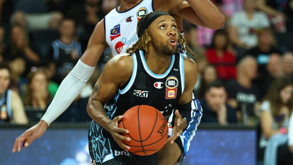 Parker Jackson-Cartwright exploded in the second half to finish with 29 points for the NZ Breakers.
