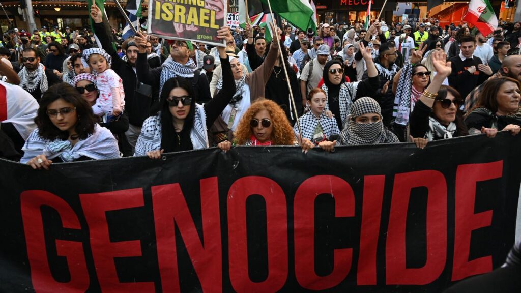 Demonstrators have vowed to defy protest restrictions when the Israeli president visits Sydney.
