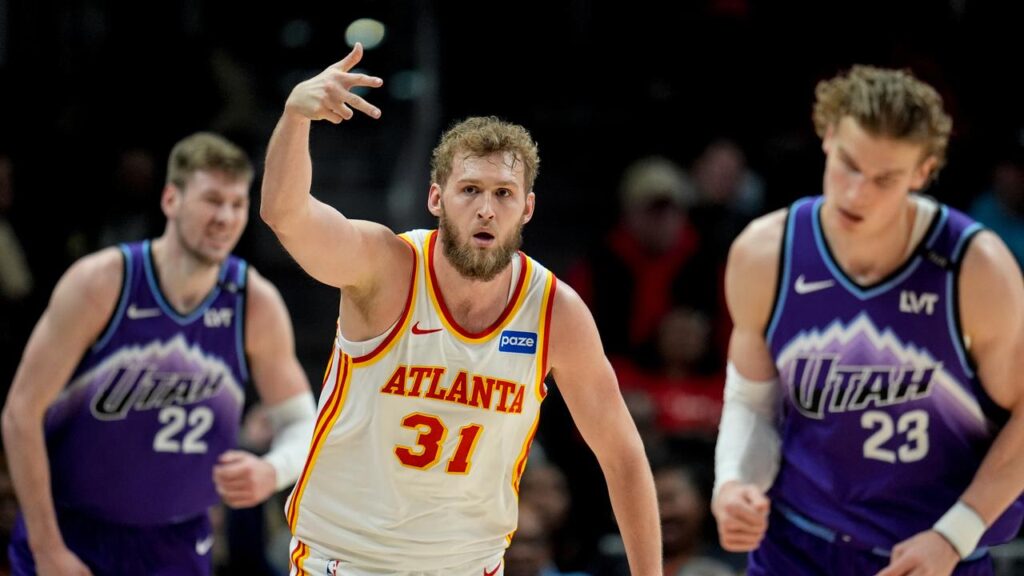 Jock Landale has scored a game-high 26 points in a debut win for Atlanta at home to Utah.
